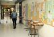 Couloir reliant les salles de cours à l'accueil